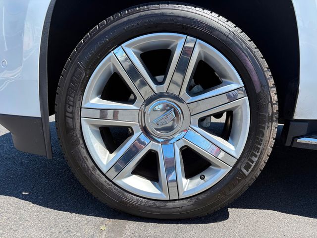 2019 Cadillac Escalade Luxury