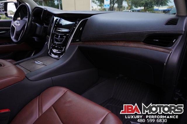2019 Cadillac Escalade Luxury Package 4WD SUV Black Out Package 24" WHLS | MESA, AZ | JBA MOTORS 2019 Cadillac Escalade Luxury Package 4WD SUV Black Out Package 24" WHLS | MESA, AZ | JBA MOTORS