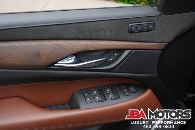 2019 Cadillac Escalade Luxury Package 4WD SUV Black Out Package 24" WHLS | MESA, AZ | JBA MOTORS 2019 Cadillac Escalade Luxury Package 4WD SUV Black Out Package 24" WHLS | MESA, AZ | JBA MOTORS