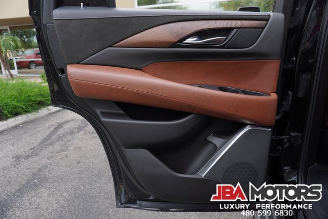 2019 Cadillac Escalade Luxury Package 4WD SUV Black Out Package 24" WHLS | MESA, AZ | JBA MOTORS 2019 Cadillac Escalade Luxury Package 4WD SUV Black Out Package 24" WHLS | MESA, AZ | JBA MOTORS