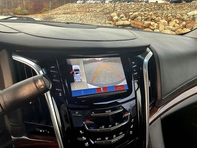 2019 Cadillac Escalade Luxury