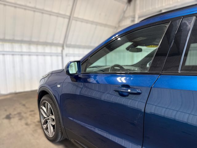 2019 Cadillac XT4 SPORT