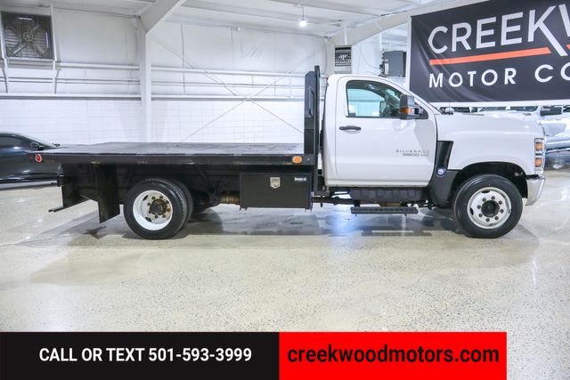 2019 Chevrolet Silverado 5500HD Chassis FLATBED Dually Work Truck 2WD Duramax Diesel White