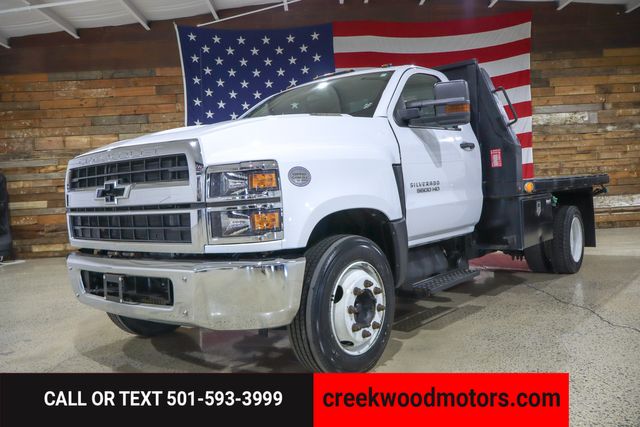 2019 Chevrolet Silverado 5500HD Chassis FLATBED Dually Work Truck 2WD Duramax Diesel White 2019 Chevrolet Silverado 5500HD Chassis FLATBED Dually Work Truck 2WD Duramax Diesel White