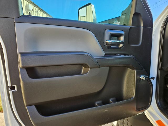 2019 Chevrolet 6500 4X4 MATERIAL HANDLER 42FT ETI ETC37MH BUCET TRUCK | Irving, TX | Pinnacle Trucks 2019 Chevrolet 6500 4X4 MATERIAL HANDLER 42FT ETI ETC37MH BUCET TRUCK | Irving, TX | Pinnacle Trucks