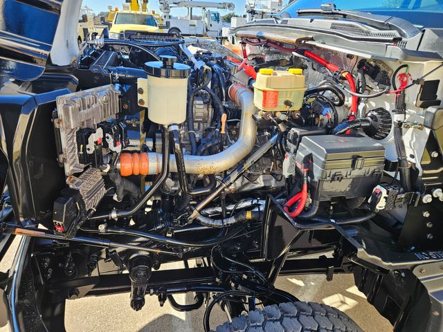 2019 Chevrolet 6500 4X4 MATERIAL HANDLER 42FT ETI ETC37MH BUCET TRUCK | Irving, TX | Pinnacle Trucks 2019 Chevrolet 6500 4X4 MATERIAL HANDLER 42FT ETI ETC37MH BUCET TRUCK | Irving, TX | Pinnacle Trucks