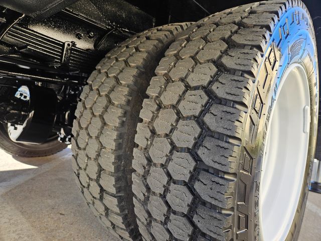 2019 Chevrolet 6500 4X4 MATERIAL HANDLER 42FT ETI ETC37MH BUCET TRUCK | Irving, TX | Pinnacle Trucks