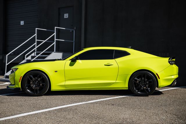 2019 Chevrolet Camaro LT 1LE Track Performance Package Rare "Shock" | Addison, TX | Apex Auto Sports 2019 Chevrolet Camaro LT 1LE Track Performance Package Rare "Shock" | Addison, TX | Apex Auto Sports