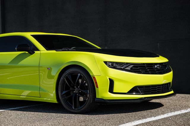 2019 Chevrolet Camaro LT 1LE Track Performance Package Rare "Shock" | Addison, TX | Apex Auto Sports 2019 Chevrolet Camaro LT 1LE Track Performance Package Rare "Shock" | Addison, TX | Apex Auto Sports