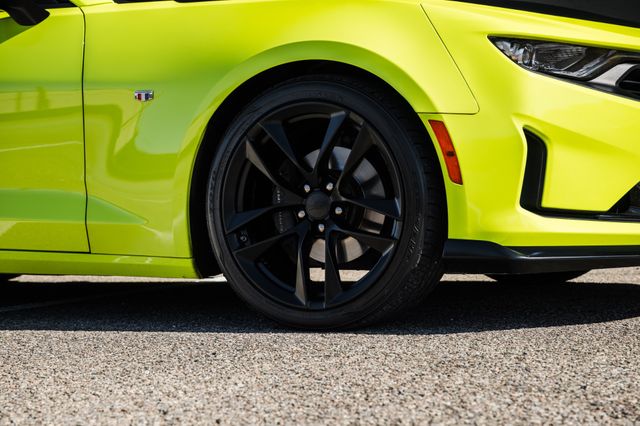 2019 Chevrolet Camaro LT 1LE Track Performance Package Rare "Shock" | Addison, TX | Apex Auto Sports 2019 Chevrolet Camaro LT 1LE Track Performance Package Rare "Shock" | Addison, TX | Apex Auto Sports