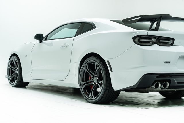 2019 Chevrolet Camaro SS 1LE Track Performance Package | Carrollton, TX | Texas Hot Rides 2019 Chevrolet Camaro SS 1LE Track Performance Package | Carrollton, TX | Texas Hot Rides