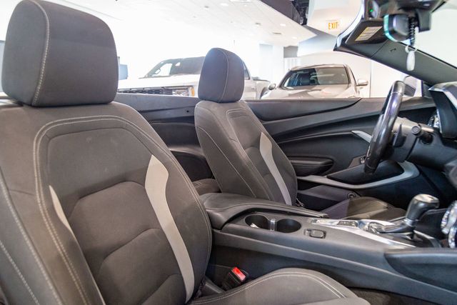 2019 Chevrolet Camaro convertible LT