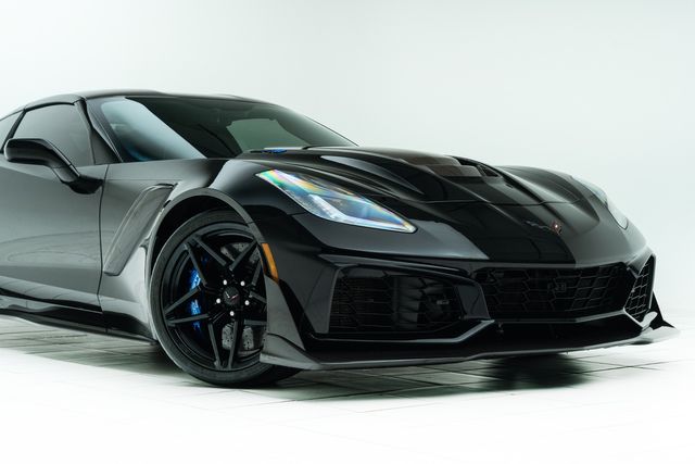 2019 Chevrolet Corvette ZR1 w/ ZTK Track Performance Package | Carrollton, TX | Texas Hot Rides 2019 Chevrolet Corvette ZR1 w/ ZTK Track Performance Package | Carrollton, TX | Texas Hot Rides