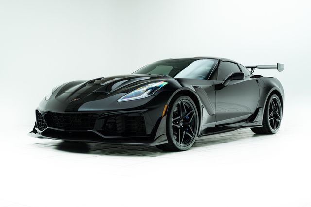 2019 Chevrolet Corvette ZR1 w/ ZTK Track Performance Package | Carrollton, TX | Texas Hot Rides 2019 Chevrolet Corvette ZR1 w/ ZTK Track Performance Package | Carrollton, TX | Texas Hot Rides