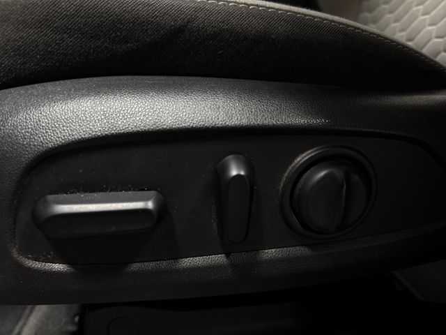 2019 Chevrolet EQUINOX LT | Houston, TX | Texas Star Motors