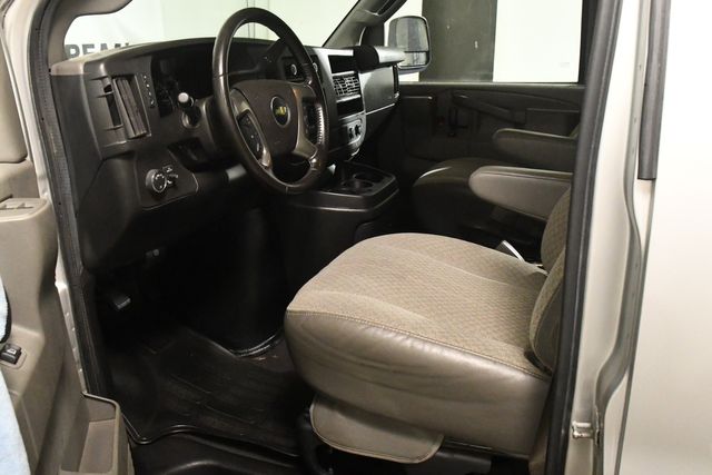 2019 Chevrolet Express LS 3500 15 Passenger | Branford, CT | Sound Auto Wholesalers 2019 Chevrolet Express LS 3500 15 Passenger | Branford, CT | Sound Auto Wholesalers