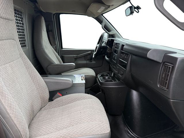 2019 Chevrolet EXPRESS G2500 Cargo Service Utility | Canton, Ohio | Ohio Auto Warehouse LLC 2019 Chevrolet EXPRESS G2500 Cargo Service Utility | Canton, Ohio | Ohio Auto Warehouse LLC