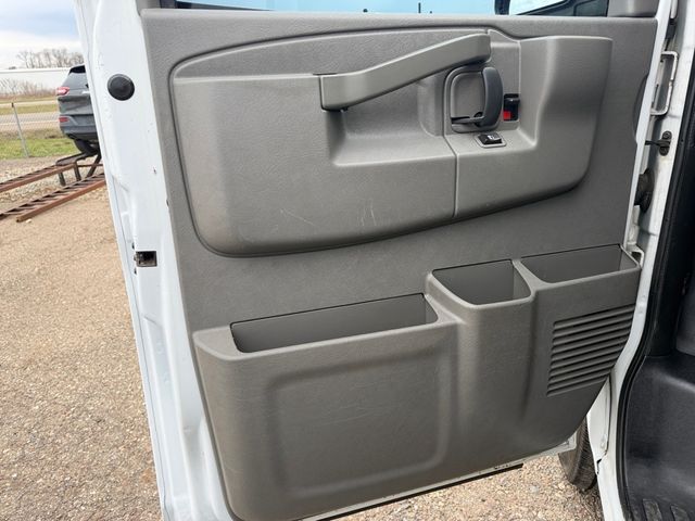 2019 Chevrolet EXPRESS G2500 Cargo Service Utility | Canton, Ohio | Ohio Auto Warehouse LLC 2019 Chevrolet EXPRESS G2500 Cargo Service Utility | Canton, Ohio | Ohio Auto Warehouse LLC