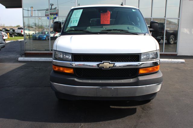 2019 Chevrolet Express LT 3500 12 Passenger Van | Granite City, Illinois | MasterCars Company Inc. 2019 Chevrolet Express LT 3500 12 Passenger Van | Granite City, Illinois | MasterCars Company Inc.