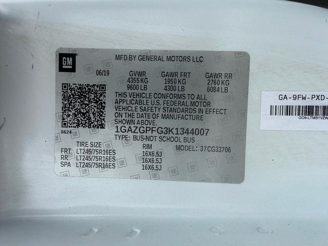 2019 Chevrolet Express LT 3500 passenger