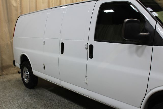 2019 Chevrolet Express Extended Van 2500 | Roscoe, IL | Autoland Outlets 2019 Chevrolet Express Extended Van 2500 | Roscoe, IL | Autoland Outlets