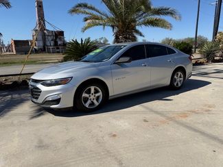 2019 Chevrolet Malibu LS | Devine, Texas | JM Connected Auto Sales in Devine, Texas 78016