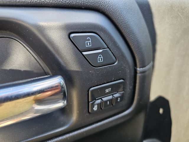 2019 Chevrolet Silverado 1500 LTZ | Brownsville TX | English Motors 2019 Chevrolet Silverado 1500 LTZ | Brownsville TX | English Motors