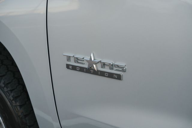 2019 Chevrolet Silverado 1500 LT CREW CAB Z71 / CLEAN CARFAX / 4X4 5.3L V-8 | Austin, TX | Rocky Mountain Truck Stop Austin 2019 Chevrolet Silverado 1500 LT CREW CAB Z71 / CLEAN CARFAX / 4X4 5.3L V-8 | Austin, TX | Rocky Mountain Truck Stop Austin