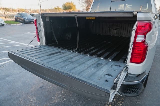 2019 Chevrolet Silverado 1500 LT CREW CAB Z71 / CLEAN CARFAX / 4X4 5.3L V-8 | Austin, TX | Rocky Mountain Truck Stop Austin 2019 Chevrolet Silverado 1500 LT CREW CAB Z71 / CLEAN CARFAX / 4X4 5.3L V-8 | Austin, TX | Rocky Mountain Truck Stop Austin