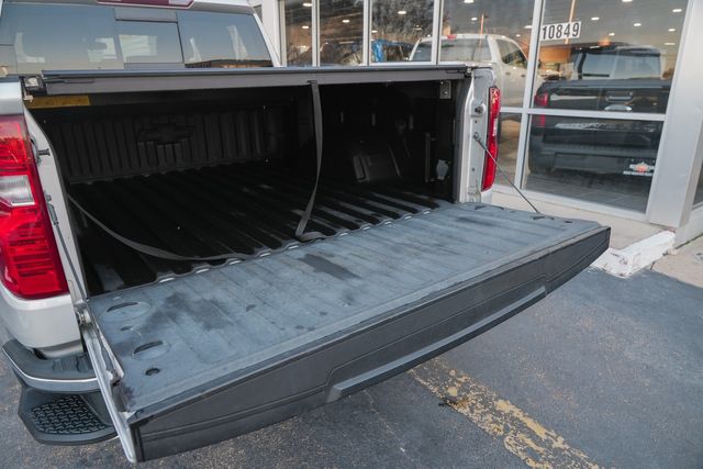 2019 Chevrolet Silverado 1500 LT CREW CAB Z71 / CLEAN CARFAX / 4X4 5.3L V-8 | Austin, TX | Rocky Mountain Truck Stop Austin 2019 Chevrolet Silverado 1500 LT CREW CAB Z71 / CLEAN CARFAX / 4X4 5.3L V-8 | Austin, TX | Rocky Mountain Truck Stop Austin