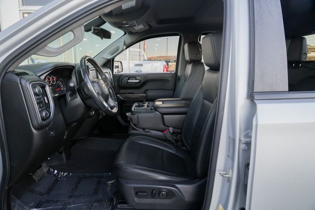 2019 Chevrolet Silverado 1500 LT CREW CAB Z71 / CLEAN CARFAX / 4X4 5.3L V-8 | Austin, TX | Rocky Mountain Truck Stop Austin 2019 Chevrolet Silverado 1500 LT CREW CAB Z71 / CLEAN CARFAX / 4X4 5.3L V-8 | Austin, TX | Rocky Mountain Truck Stop Austin