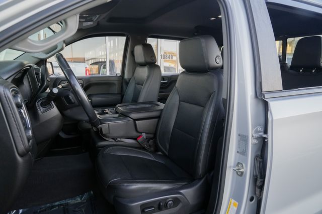 2019 Chevrolet Silverado 1500 LT CREW CAB Z71 / CLEAN CARFAX / 4X4 5.3L V-8 | Austin, TX | Rocky Mountain Truck Stop Austin