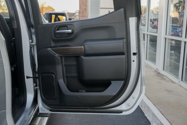 2019 Chevrolet Silverado 1500 LT CREW CAB Z71 / CLEAN CARFAX / 4X4 5.3L V-8 | Austin, TX | Rocky Mountain Truck Stop Austin 2019 Chevrolet Silverado 1500 LT CREW CAB Z71 / CLEAN CARFAX / 4X4 5.3L V-8 | Austin, TX | Rocky Mountain Truck Stop Austin