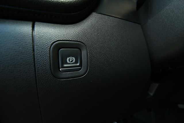 2019 Chevrolet Silverado 1500 LT | San Antonio, TX | R&L Certified Auto Group 2019 Chevrolet Silverado 1500 LT | San Antonio, TX | R&L Certified Auto Group