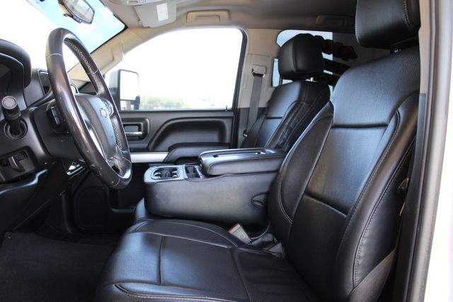 2019 Chevrolet Silverado 2500HD LT | Bullhead City, AZ | Automobile Consulting Services 2019 Chevrolet Silverado 2500HD LT | Bullhead City, AZ | Automobile Consulting Services