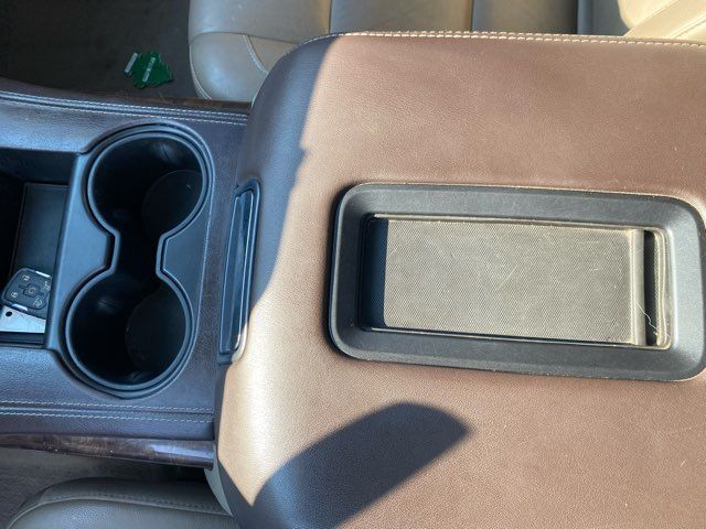 2019 Chevrolet Suburban LT | Ephrata, PA | Pine Tree Motors