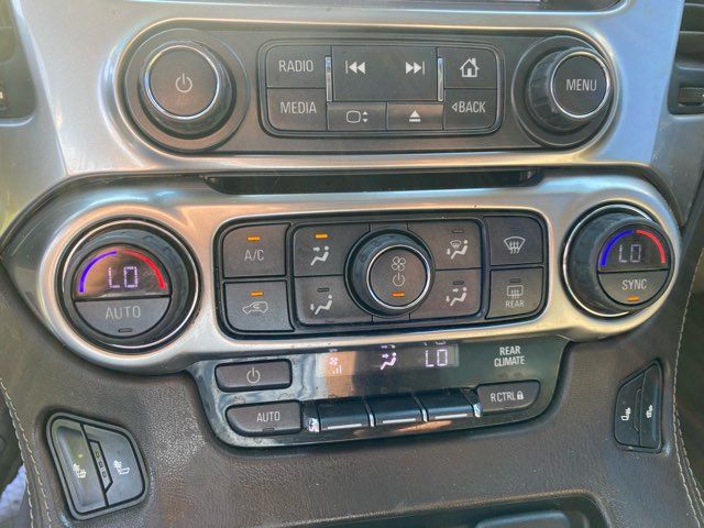 2019 Chevrolet Suburban LT | Ephrata, PA | Pine Tree Motors