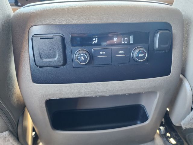 2019 Chevrolet Suburban LT 2019 Chevrolet Suburban LT