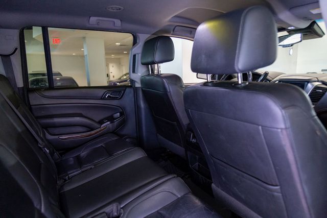 2019 Chevrolet Suburban LT Leather  w 3rd row