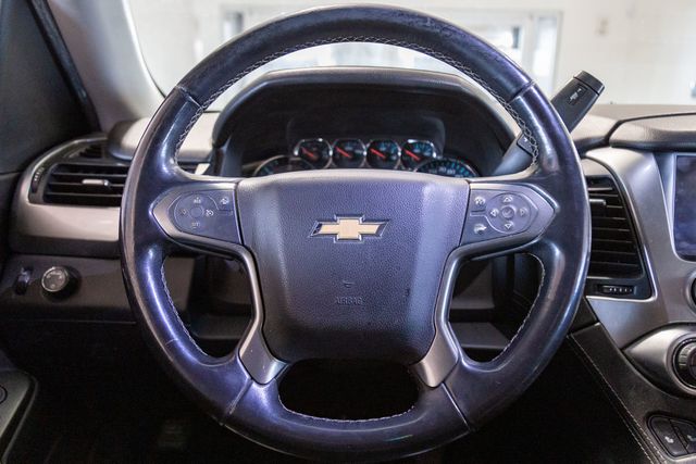 2019 Chevrolet Suburban LT Leather  w 3rd row