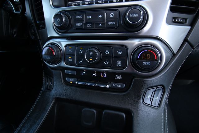 2019 Chevrolet Tahoe LT | San Antonio, TX | R&L Certified Auto Group 2019 Chevrolet Tahoe LT | San Antonio, TX | R&L Certified Auto Group