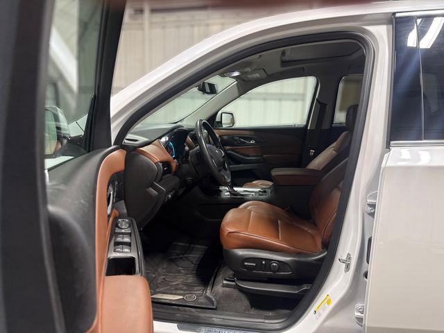 2019 Chevrolet Traverse High Country | Houston, TX | Texas Star Motors 2019 Chevrolet Traverse High Country | Houston, TX | Texas Star Motors