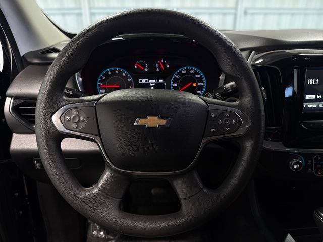 2019 Chevrolet TRAVERSE LS | Houston, TX | Texas Star Motors 2019 Chevrolet TRAVERSE LS | Houston, TX | Texas Star Motors