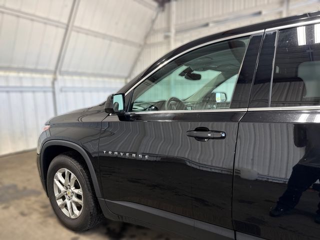 2019 Chevrolet TRAVERSE LS | Houston, TX | Texas Star Motors