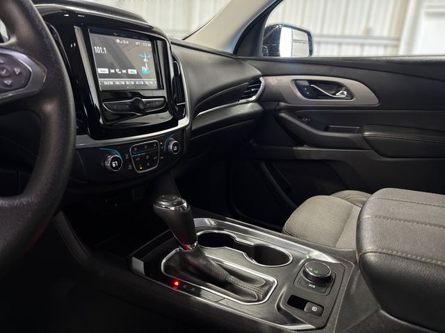 2019 Chevrolet TRAVERSE LS | Houston, TX | Texas Star Motors 2019 Chevrolet TRAVERSE LS | Houston, TX | Texas Star Motors