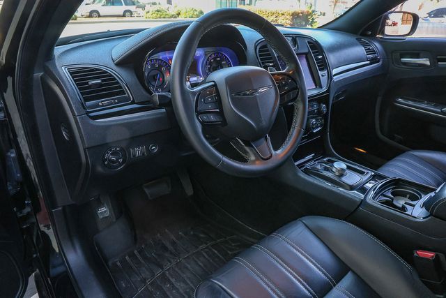 2019 Chrysler 300 S