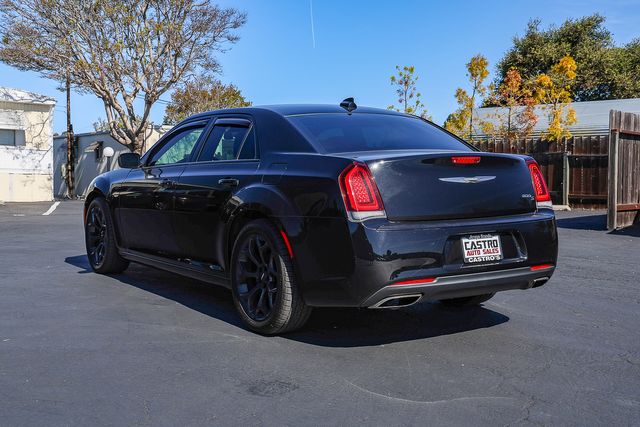 2019 Chrysler 300 S