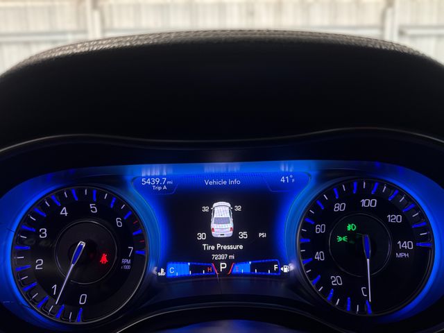 2019 Chrysler 300 LIMITED | Houston, TX | Texas Star Motors 2019 Chrysler 300 LIMITED | Houston, TX | Texas Star Motors