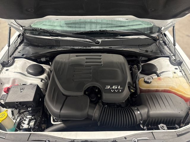 2019 Chrysler 300 Touring L | Houston, TX | Texas Star Motors 2019 Chrysler 300 Touring L | Houston, TX | Texas Star Motors