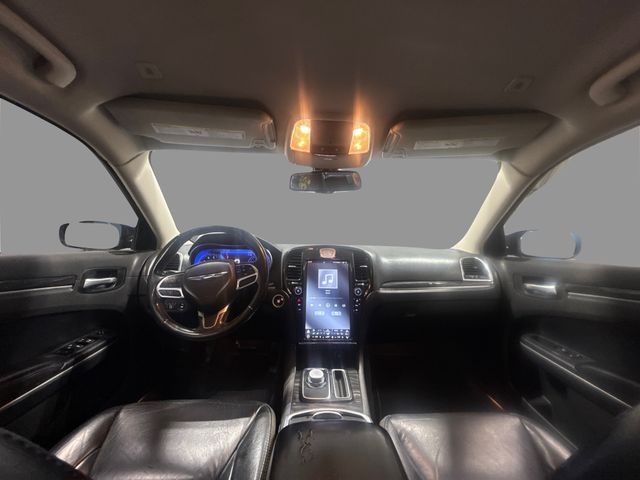 2019 Chrysler 300 Touring 2019 Chrysler 300 Touring